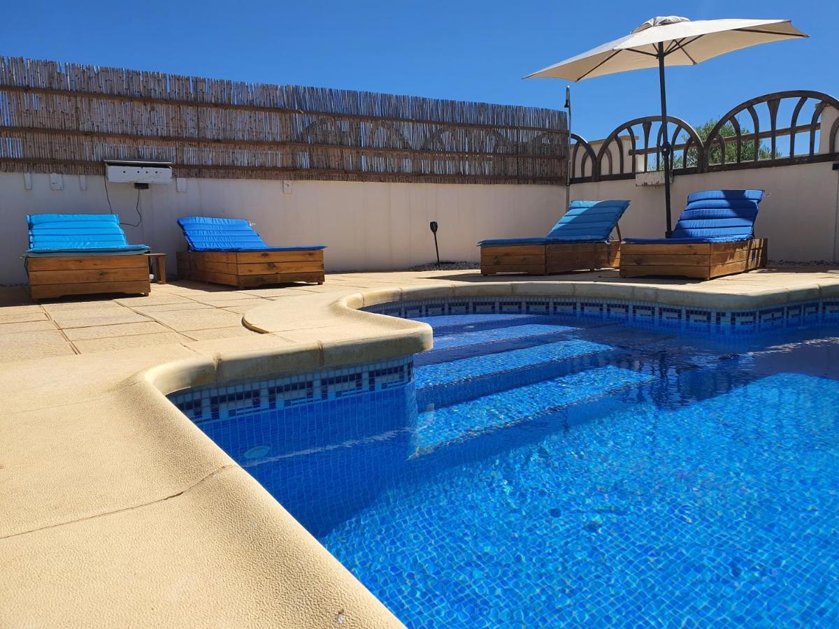 Casa Nuestro Sueno Bed & Breakfast Oria Bagian luar foto